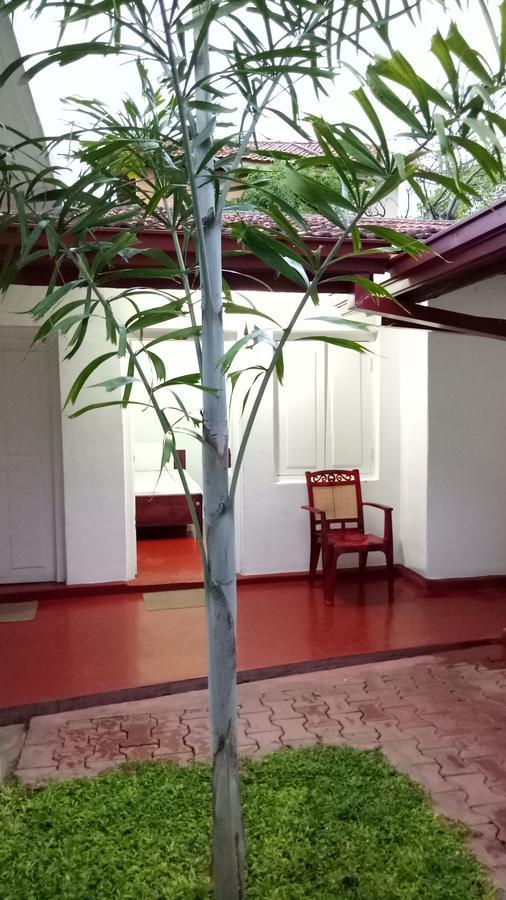Bon Voyaage Tourist Inn Trincomalee Esterno foto